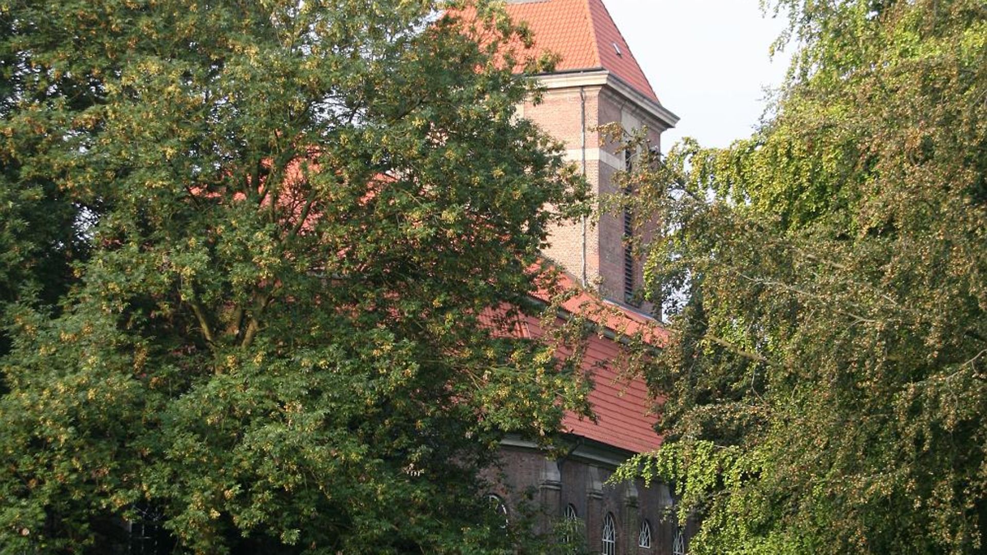 Ev.-Luth. Alt-Rahlstedter Kirche